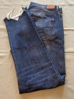 American Eagle Outfitters Women’s Button Up Blue Jeans